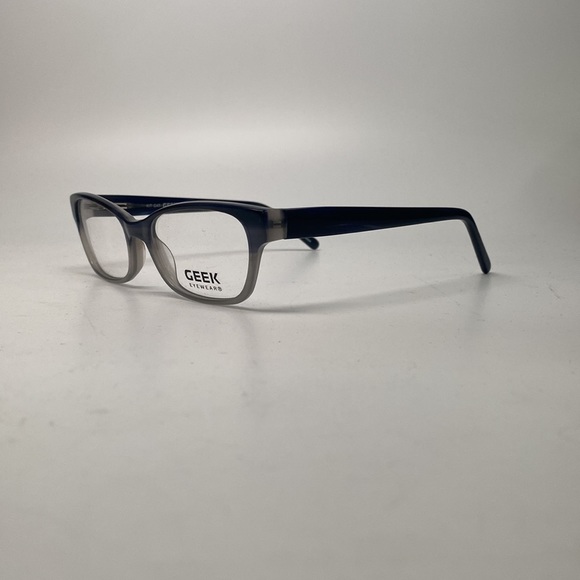 GEEK Eyeglasses - Picture 2 of 3